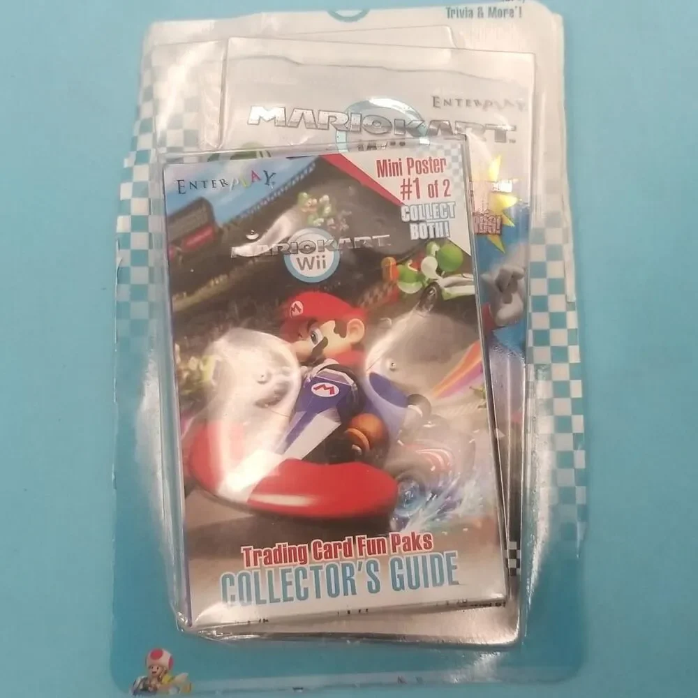 Super Mario Collector's Lot: Figures, Cards & Case